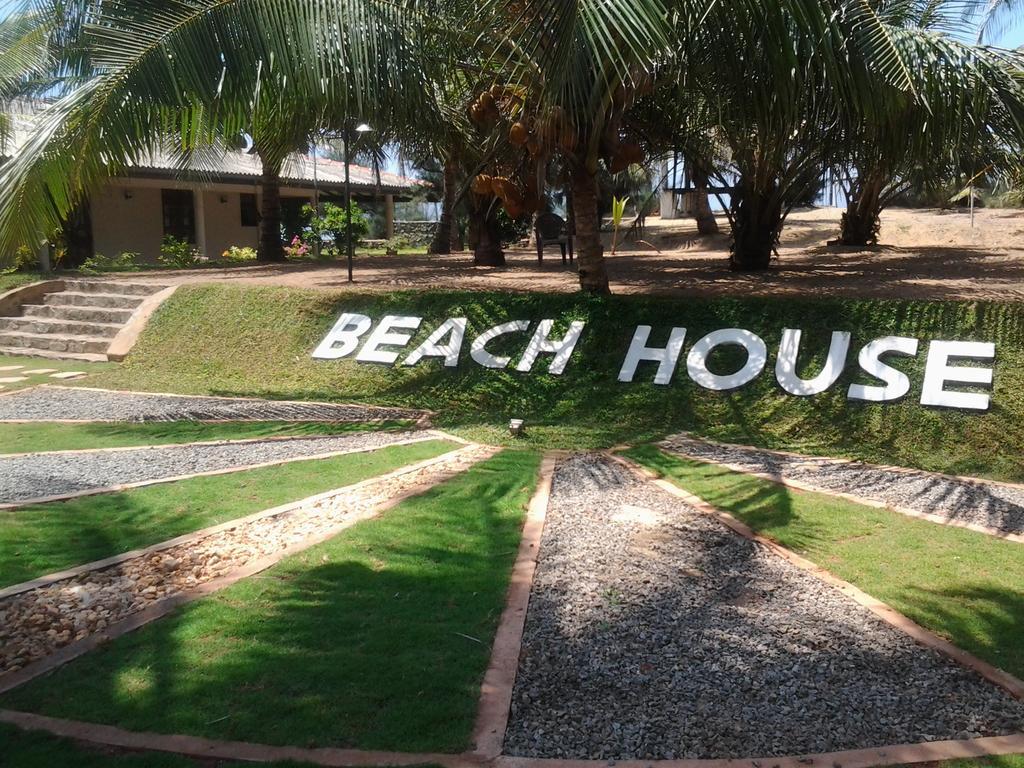 Beach House Negombo Habitación foto
